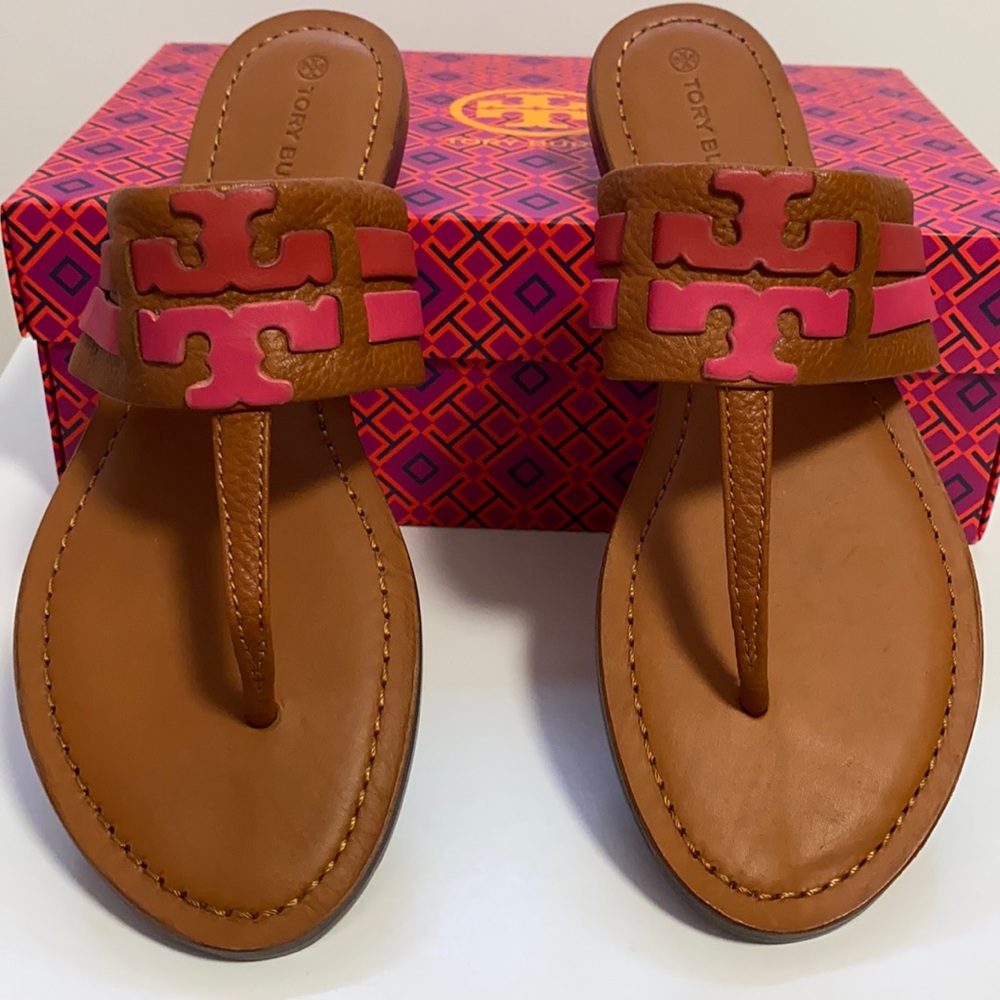 Brand new Tory Burch sandals. Read description